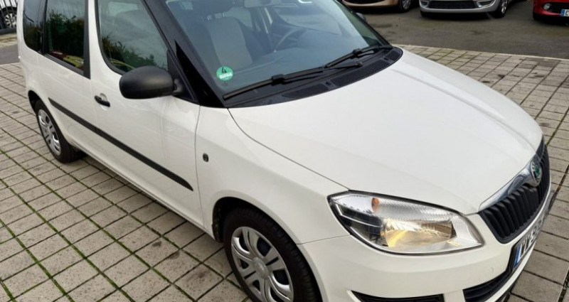 Skoda Roomster 1.2L TSI 105CH Pack Confort 2010 - photo n°3 Skoda Roomster 1.2L TSI 105CH Pack Confort  occasion à NOUVOITOU - photo n°3