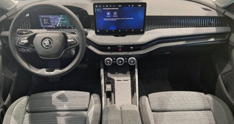 Skoda Superb COMBI 2.0 TDI 150 ch SCR DSG7 Selection 2024 - photo n°6 Skoda Superb COMBI 2.0 TDI 150 ch SCR DSG7 Selection  occasion à La Rochelle - photo n°6