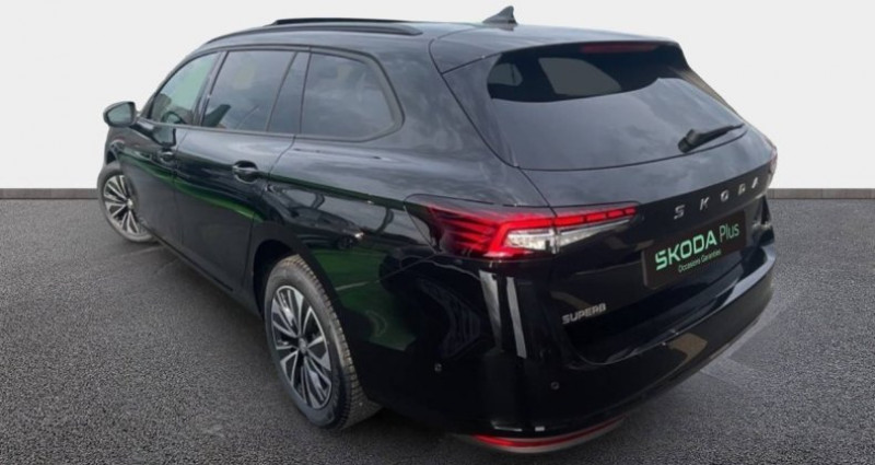 Skoda Superb COMBI 2.0 TDI 150 ch SCR DSG7 Selection 2024 - photo n°5 Skoda Superb COMBI 2.0 TDI 150 ch SCR DSG7 Selection  occasion à La Rochelle - photo n°5