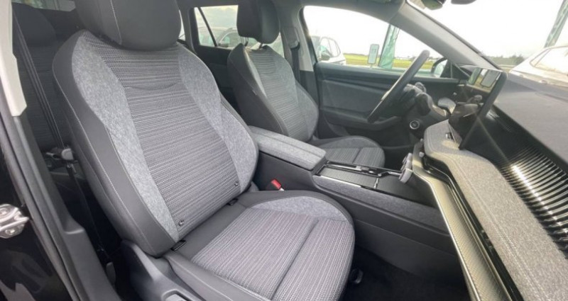 Skoda Superb COMBI 2.0 TDI 150 ch SCR DSG7 Selection 2024 - photo n°7 Skoda Superb COMBI 2.0 TDI 150 ch SCR DSG7 Selection  occasion à La Rochelle - photo n°7