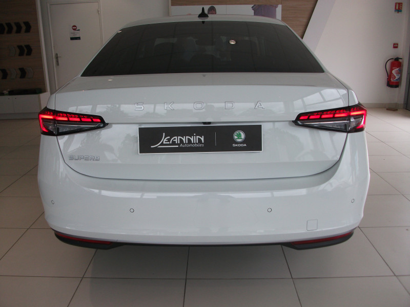 Skoda Superb Superb Berline 2.0 TDI 150 ch SCR DSG7  occasion à Troyes - photo n°4