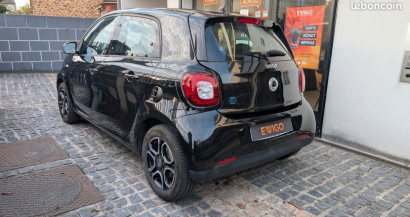 Smart Forfour eq electric 82ch prime toit panoramique soh 94%  occasion � PIERRELAYE - photo n�6