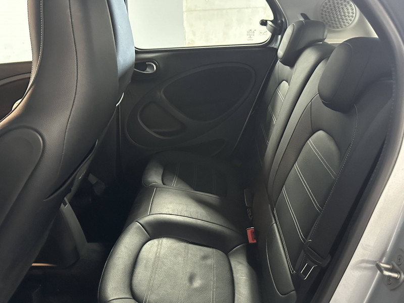 Smart Forfour EQ Forfour 82 ch  occasion  La Garde - photo n9