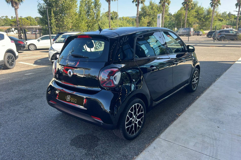 Smart Forfour EQ Forfour 82 ch  occasion à Roquebrune-sur-Argens - photo n°6