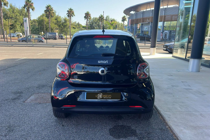 Smart Forfour EQ Forfour 82 ch  occasion à Roquebrune-sur-Argens - photo n°5