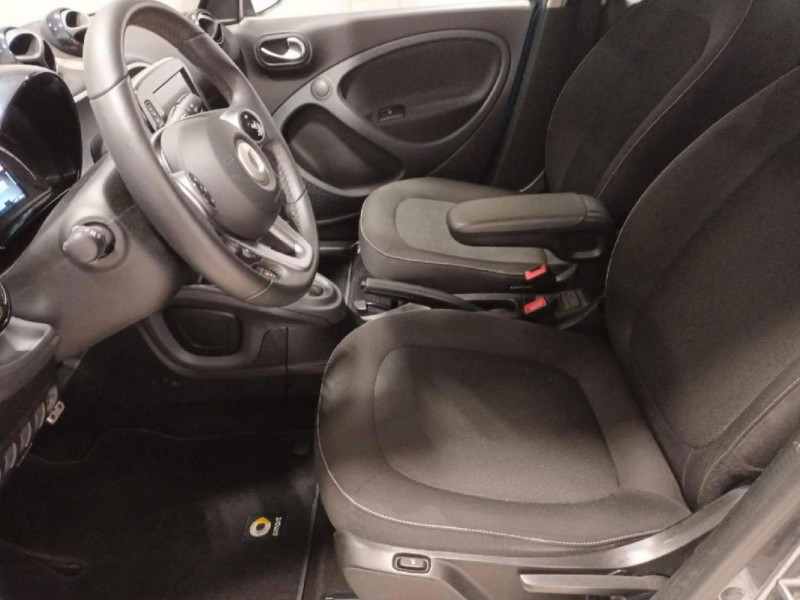 Smart Forfour II 0,82 ch Electrique BVA1 Passion  occasion  CHARLEVILLE MEZIERES - photo n5