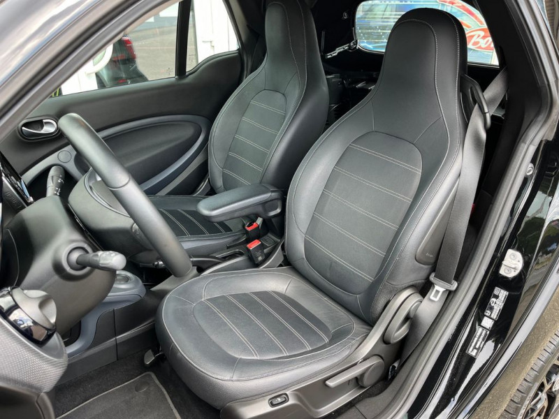 Smart Fortwo Cabrio 0.9 109 ch  BVA  occasion  Beaupuy - photo n7