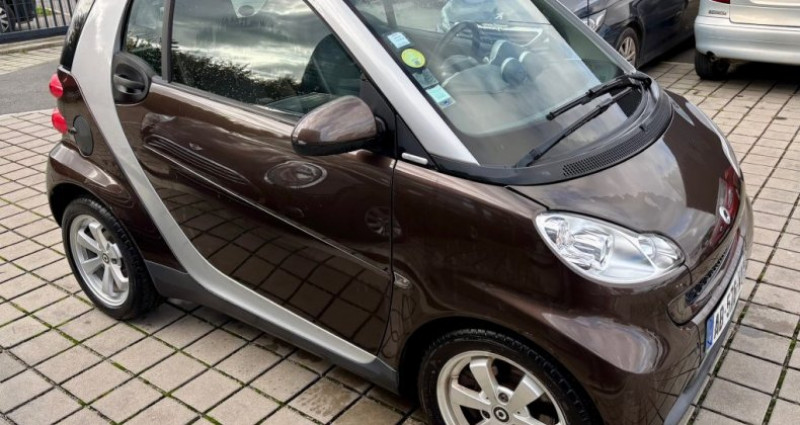 Smart Fortwo 1.0i 71ch MHD NEUTROCLIMAT 2009 - photo n°3 Smart Fortwo 1.0i 71ch MHD NEUTROCLIMAT  occasion à NOUVOITOU - photo n°3