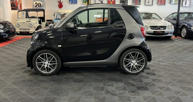 Smart Fortwo 109ch Brabus Cabriolet 2017 - photo n°4 Smart Fortwo 109ch Brabus Cabriolet  occasion à MOUGINS - photo n°4