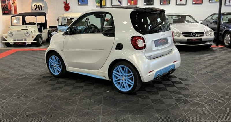 Smart Fortwo 109ch Brabus Coupé Xclusive 2017 - photo n°5 Smart Fortwo 109ch Brabus Coupé Xclusive  occasion à MOUGINS - photo n°5