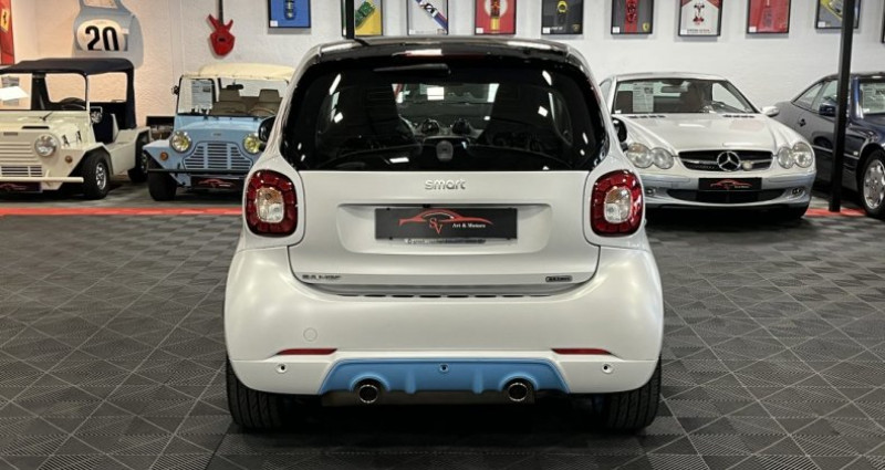 Smart Fortwo 109ch Brabus Coupé Xclusive 2017 - photo n°4 Smart Fortwo 109ch Brabus Coupé Xclusive  occasion à MOUGINS - photo n°4