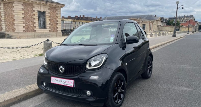 Smart Fortwo COUPE 1.0 71 ch SS BA6 Passion CABRIOLET / TVA 2016 Smart Fortwo COUPE 1.0 71 ch SS BA6 Passion CABRIOLET / TVA  occasion à PARIS