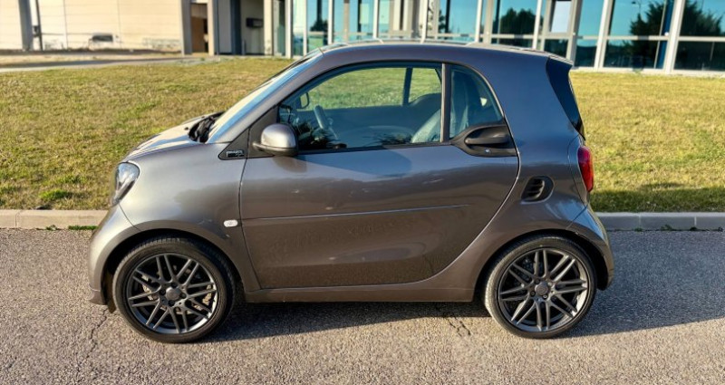 Smart Fortwo COUPE BRABUS STYLE TWINAMIC 0.9L 90 ch BVA6  occasion � Venelles - photo n�4