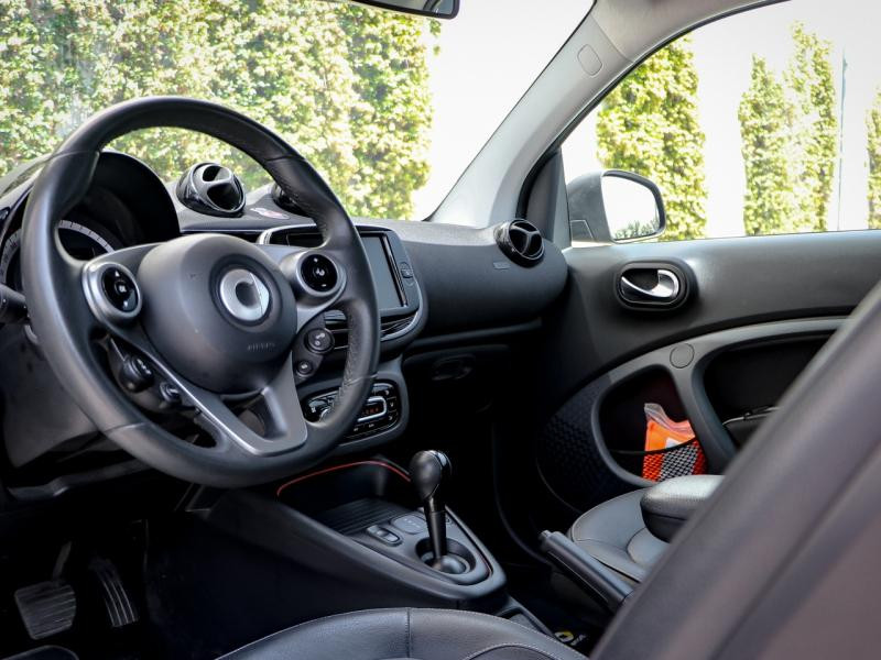Smart Fortwo Coupe EQ 82ch prime  occasion  MONACO - photo n4