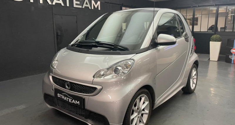 Smart Fortwo COUPE PASSION 1.0 71CV SOFTOUCH 2013 Smart Fortwo COUPE PASSION 1.0 71CV SOFTOUCH  occasion à Boulogne Billancourt