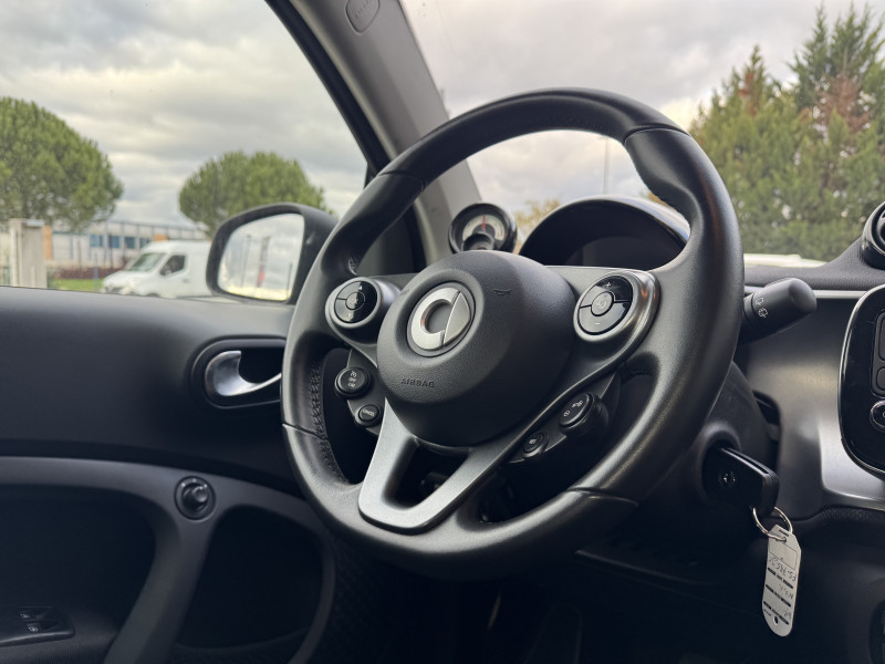 Smart Fortwo EQ 82 CH PASSION  occasion  Colomiers - photo n10