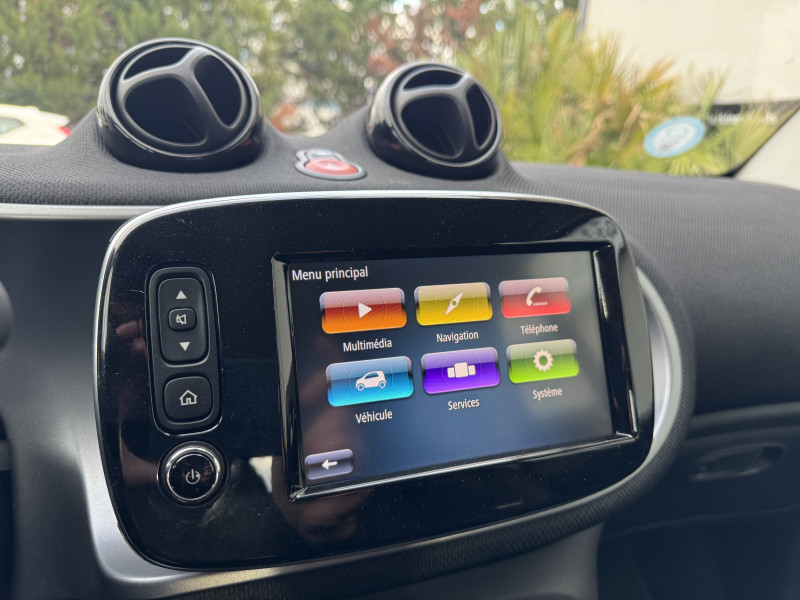 Smart Fortwo EQ 82 CH PASSION  occasion  Colomiers - photo n17