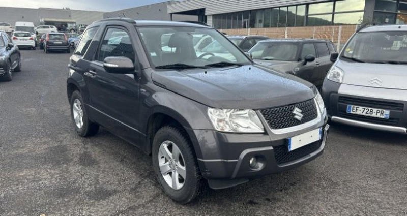 Suzuki Grand Vitara 1.9 DDIS 3P 2012 - photo n°3 Suzuki Grand Vitara 1.9 DDIS 3P  occasion à AUBIERE - photo n°3