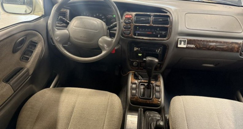 Suzuki Grand Vitara 2.0 TD LUXE 5P 2001 - photo n°5 Suzuki Grand Vitara 2.0 TD LUXE 5P  occasion à Fouquière les Lens - photo n°5