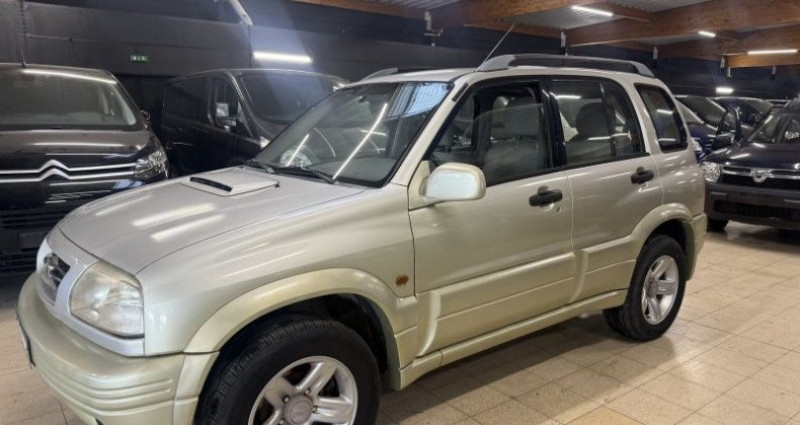 Suzuki Grand Vitara 2.0 TD LUXE 5P 2001 - photo n°4 Suzuki Grand Vitara 2.0 TD LUXE 5P  occasion à Fouquière les Lens - photo n°4