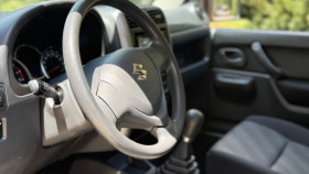 Suzuki Jimny 1.3i VVT 86ch  occasion  Beaupuy - photo n3