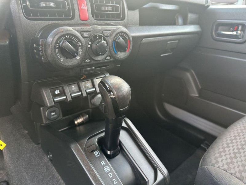 Suzuki Jimny 1.5 VVT BVA 2019 - photo n°15 Suzuki Jimny 1.5 VVT BVA  occasion à L'Union - photo n°15