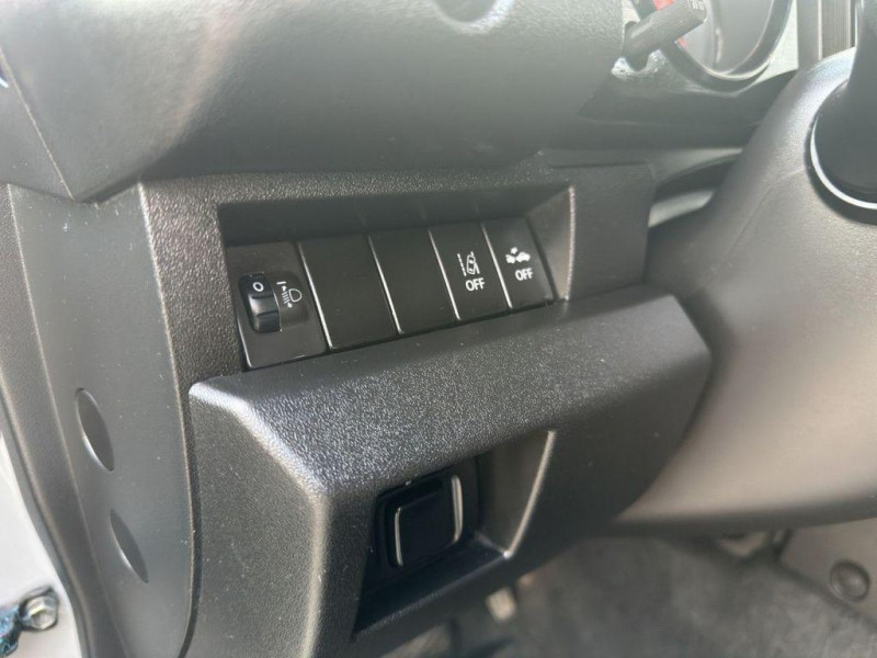 Suzuki Jimny 1.5 VVT BVA 2019 - photo n°12 Suzuki Jimny 1.5 VVT BVA  occasion à L'Union - photo n°12