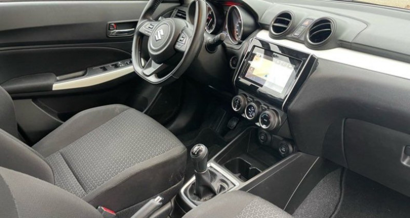 Suzuki Swift 1.0 Boosterjet Hybrid SHVS 111ch Pack 1ere Main 2019 - photo n°4 Suzuki Swift 1.0 Boosterjet Hybrid SHVS 111ch Pack 1ere Main  occasion à SAINT MARTIN D'HERES - photo n°4