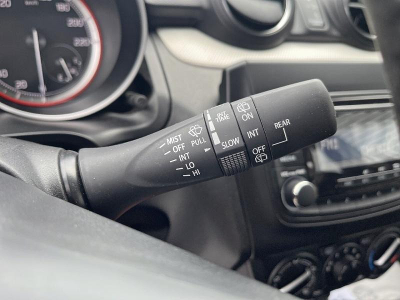 Suzuki Swift 1.2 Dualjet Hybrid 83ch Avantage  occasion � Cesson-S�vign� - photo n�19