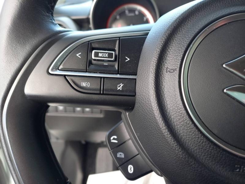 Suzuki Swift 1.2 Dualjet Hybrid 83ch Avantage  occasion  Vert-Saint-Denis - photo n16