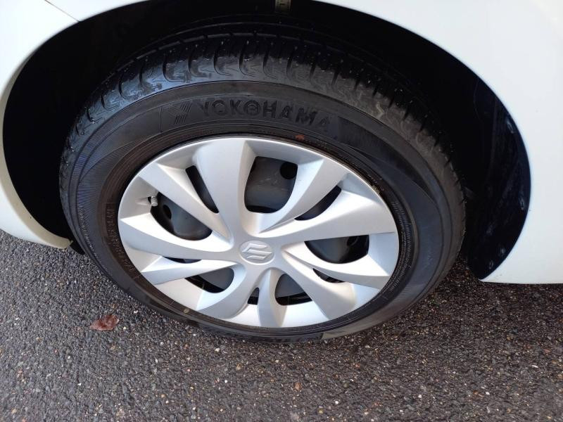 Suzuki Swift 1.2 Dualjet Hybrid 83ch Avantage  occasion  Vert-Saint-Denis - photo n9