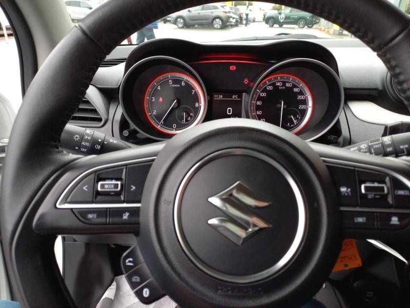 Suzuki Swift 1.2 Dualjet Hybrid 83ch Avantage  occasion  Vert-Saint-Denis - photo n17