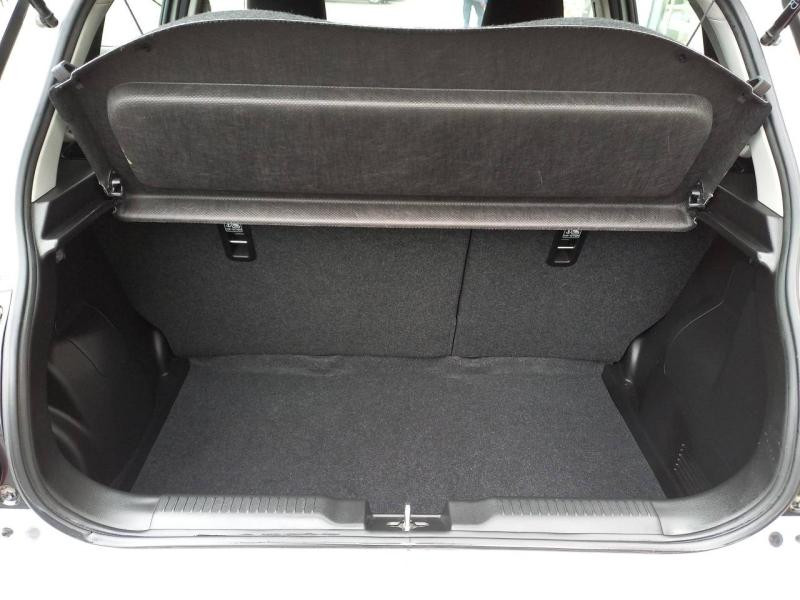 Suzuki Swift 1.2 Dualjet Hybrid 83ch Avantage  occasion  Vert-Saint-Denis - photo n13