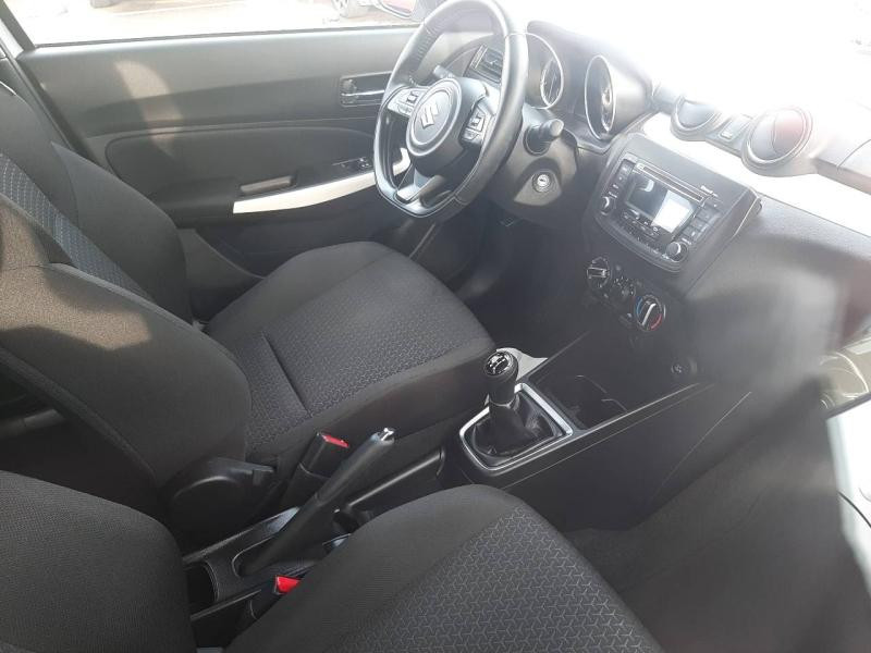 Suzuki Swift 1.2 Dualjet Hybrid 83ch Avantage  occasion � Vert-Saint-Denis - photo n�7