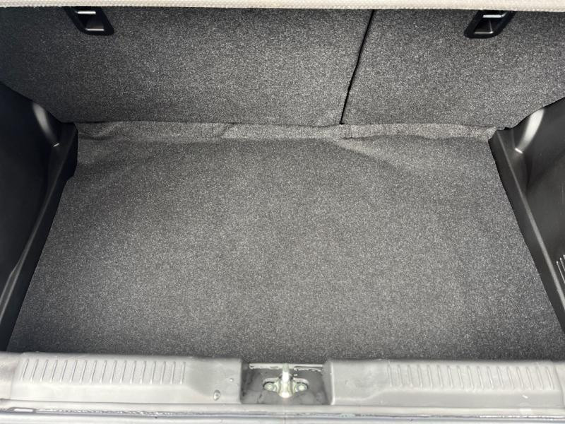 Suzuki Swift 1.2 Dualjet Hybrid 83ch Pack 2023 - photo n°10 Suzuki Swift 1.2 Dualjet Hybrid 83ch Pack  occasion à Cesson-Sévigné - photo n°10