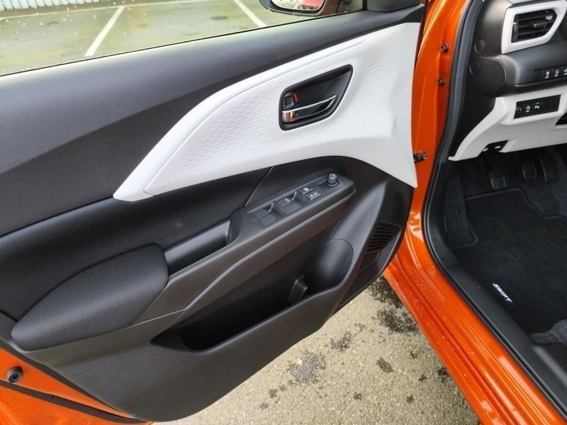 Suzuki Swift 1.2 Hybrid 83ch Avantage  occasion � Cesson-S�vign� - photo n�12