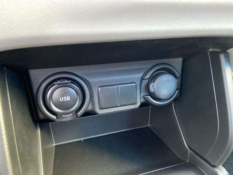 Suzuki Swift 1.2 Hybrid 83ch Avantage  occasion � Cesson-S�vign� - photo n�19