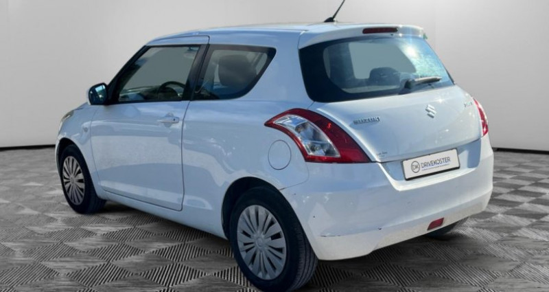 Suzuki Swift 1.2 VVT - 94 cv - Avantage *Premire main  occasion  nice - photo n3