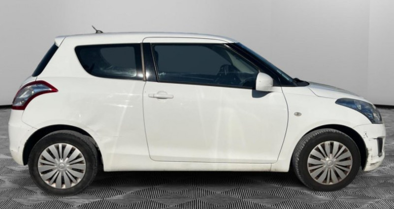 Suzuki Swift 1.2 VVT - 94 cv - Avantage *Premire main  occasion  nice - photo n6