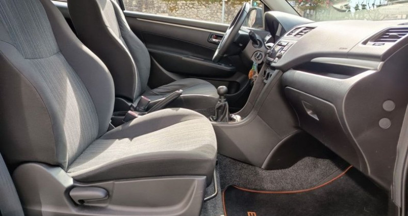 Suzuki Swift 1.2 vvt 95 avantage  occasion � LIMOGES - photo n�6