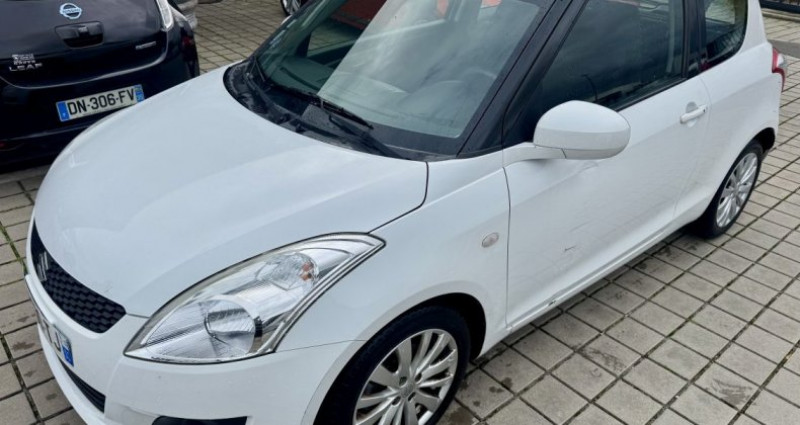 Suzuki Swift 1.2 VVT 2013 - photo n°3 Suzuki Swift 1.2 VVT  occasion à NOUVOITOU - photo n°3
