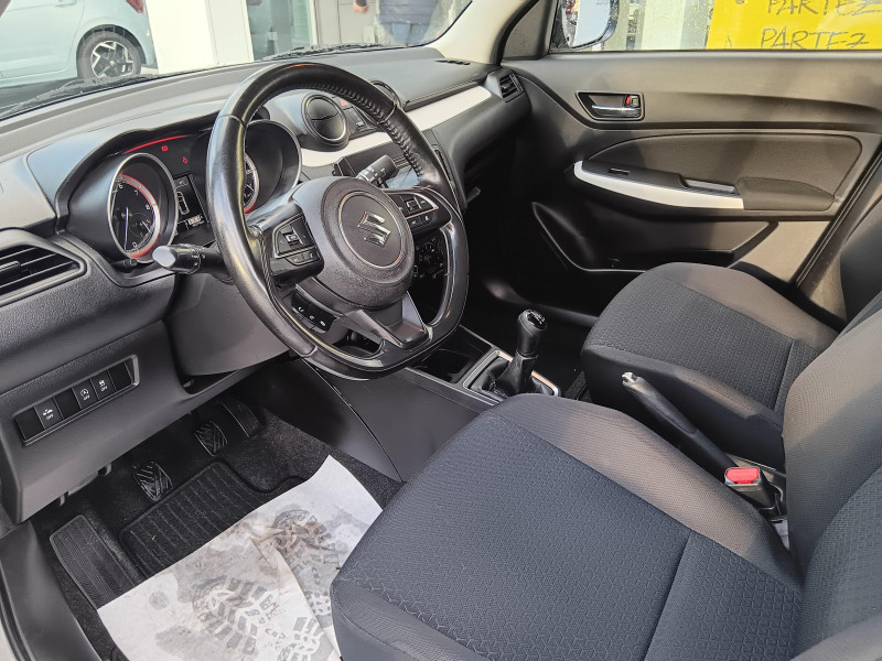 Suzuki Swift Swift 1.2 Dualjet Hybrid Avantage 5p  occasion � Millau - photo n�10