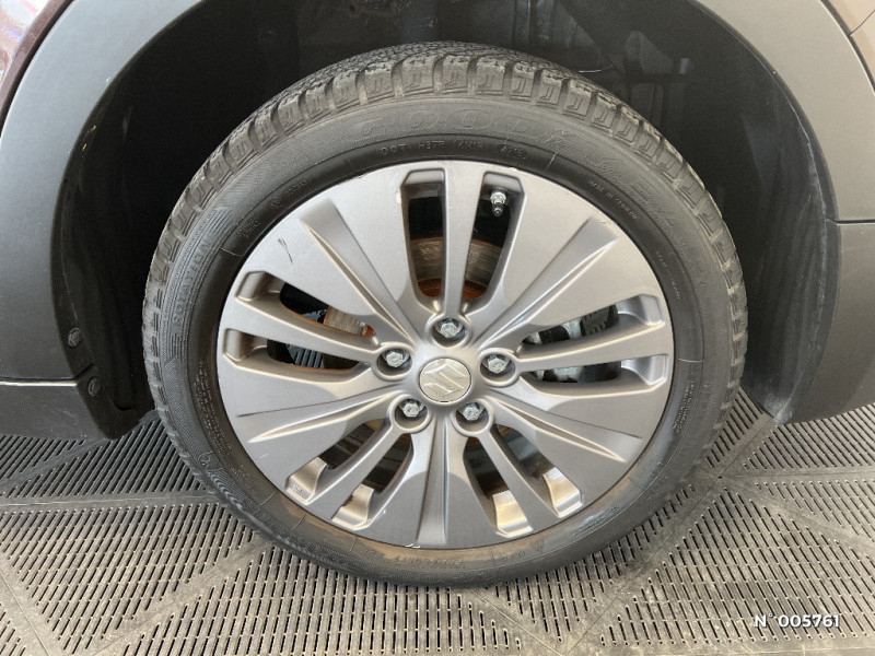 Suzuki SX4 S-Cross SX4 S-Cross 1.6 VVT 120 ch Avantage  occasion  Le Havre - photo n8
