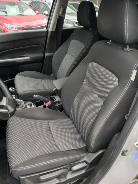 Suzuki VITARA 1.4 Boosterjet Hybrid Allgrip Privilège 2020 - photo n°7 Suzuki VITARA 1.4 Boosterjet Hybrid Allgrip Privilège  occasion à SETE - photo n°7
