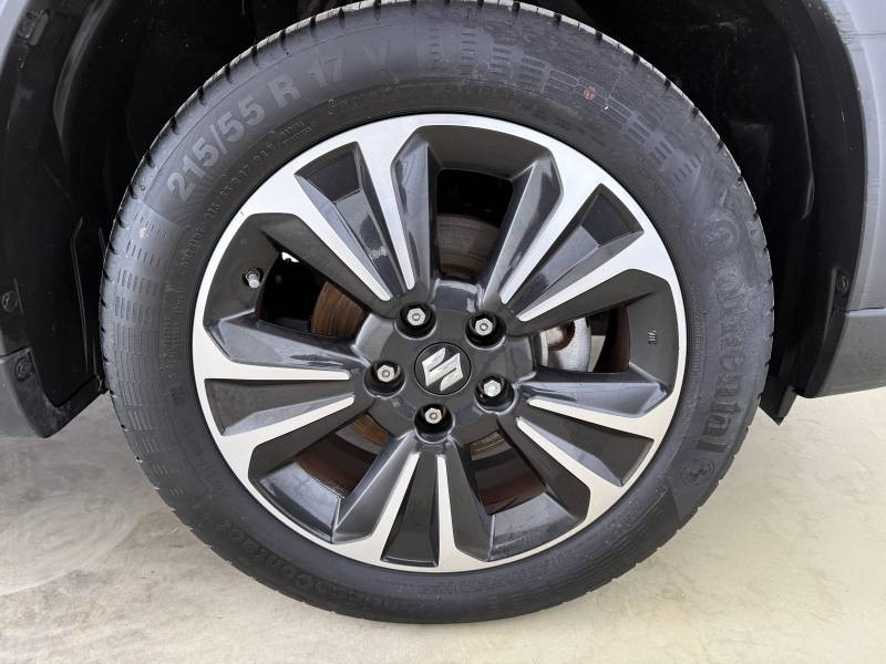 Suzuki VITARA 1.4 Boosterjet Hybrid Style 2023 - photo n°7 Suzuki VITARA 1.4 Boosterjet Hybrid Style  occasion à Saint Bazeille - photo n°7