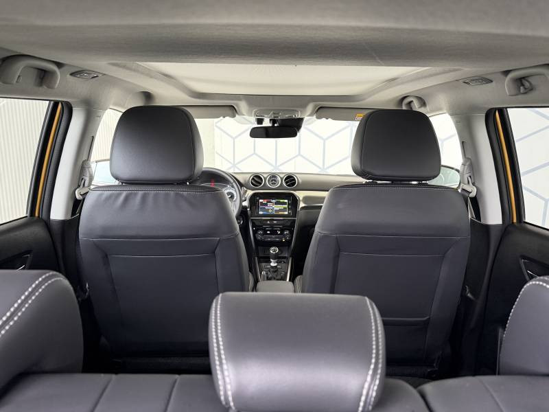 Suzuki VITARA 1.4 Boosterjet Hybrid Style 2023 - photo n°12 Suzuki VITARA 1.4 Boosterjet Hybrid Style  occasion à Saint Bazeille - photo n°12