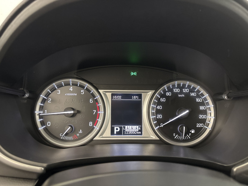 Suzuki VITARA 1.6 VVT Pack Auto 2017 - photo n°17 Suzuki VITARA 1.6 VVT Pack Auto  occasion à SAINT-GREGOIRE - photo n°17