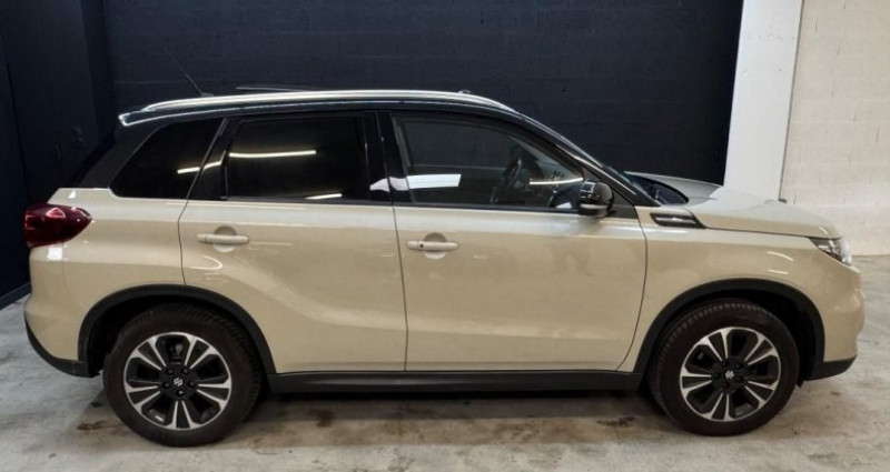 Suzuki VITARA 130ch PRIVILEGE ALLGRIP 4X4 BVA CARPLAY TOIT OUVRANT ATTELAG 2021 - photo n°7 Suzuki VITARA 130ch PRIVILEGE ALLGRIP 4X4 BVA CARPLAY TOIT OUVRANT ATTELAG  occasion à Brignais - photo n°7
