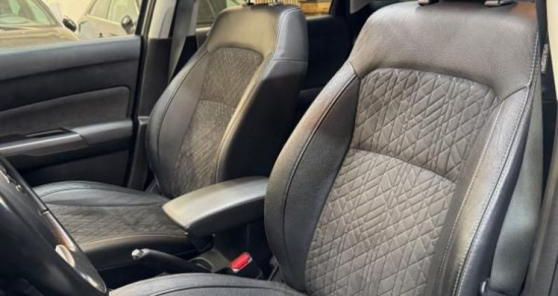 Suzuki VITARA 130ch PRIVILEGE ALLGRIP 4X4 BVA CARPLAY TOIT OUVRANT ATTELAG 2021 - photo n°5 Suzuki VITARA 130ch PRIVILEGE ALLGRIP 4X4 BVA CARPLAY TOIT OUVRANT ATTELAG  occasion à Brignais - photo n°5