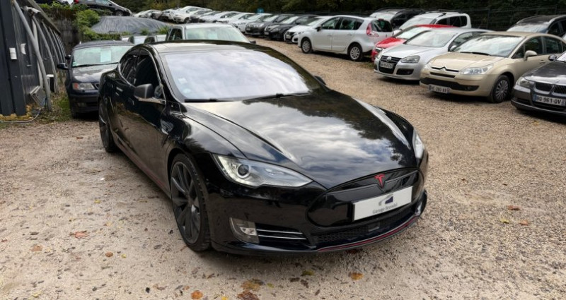Tesla Model S P85D 700cv AWD Performance 2ème main SUPERCHARGE 2015 - photo n°7 Tesla Model S P85D 700cv AWD Performance 2ème main SUPERCHARGE  occasion à Sathonay-Camp - photo n°7